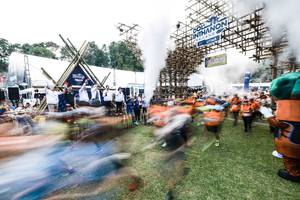 BIB: 500
                            <button type="button" onclick="openModal(19368190)" class="btn btn-primary btn-sm float-right btn-popup" data-toggle="modal" data-target=".modal-high-quality">
                        <i class="fas fa-shopping-cart"></i> Add to Cart
                    </button>
                                            <button type="button" onclick="isThisMe(19368190, true)" class="btn btn-success btn-sm float-right btn-popup btn-isme hidden" data-toggle="tooltip" data-placement="bottom" title="นี่คือรูปของคุณใช่ไหม คลิกที่นี่เพื่อเอาเข้าอัลบั้ม">
                        <i class="fas fa-plus"></i> Add to album
                    </button>
                    <button type="button" onclick="isThisMe(19368190, false)" class="btn btn-warning btn-sm float-right btn-popup btn-isnotme hidden">
                        <i class="fas fa-ban"></i> Remove from album
                    </button>