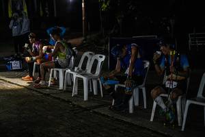 BIB: 100
                            <button type="button" onclick="openModal(19368877)" class="btn btn-primary btn-sm float-right btn-popup" data-toggle="modal" data-target=".modal-high-quality">
                        <i class="fas fa-shopping-cart"></i> Add to Cart
                    </button>
                                            <button type="button" onclick="isThisMe(19368877, true)" class="btn btn-success btn-sm float-right btn-popup btn-isme hidden" data-toggle="tooltip" data-placement="bottom" title="นี่คือรูปของคุณใช่ไหม คลิกที่นี่เพื่อเอาเข้าอัลบั้ม">
                        <i class="fas fa-plus"></i> Add to album
                    </button>
                    <button type="button" onclick="isThisMe(19368877, false)" class="btn btn-warning btn-sm float-right btn-popup btn-isnotme hidden">
                        <i class="fas fa-ban"></i> Remove from album
                    </button>