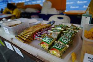 BIB: 
                            <button type="button" onclick="openModal(19369563)" class="btn btn-primary btn-sm float-right btn-popup" data-toggle="modal" data-target=".modal-high-quality">
                        <i class="fas fa-shopping-cart"></i> Add to Cart
                    </button>
                                            <button type="button" onclick="isThisMe(19369563, true)" class="btn btn-success btn-sm float-right btn-popup btn-isme hidden" data-toggle="tooltip" data-placement="bottom" title="นี่คือรูปของคุณใช่ไหม คลิกที่นี่เพื่อเอาเข้าอัลบั้ม">
                        <i class="fas fa-plus"></i> Add to album
                    </button>
                    <button type="button" onclick="isThisMe(19369563, false)" class="btn btn-warning btn-sm float-right btn-popup btn-isnotme hidden">
                        <i class="fas fa-ban"></i> Remove from album
                    </button>