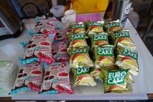 BIB: 135
                            <button type="button" onclick="openModal(19369564)" class="btn btn-primary btn-sm float-right btn-popup" data-toggle="modal" data-target=".modal-high-quality">
                        <i class="fas fa-shopping-cart"></i> Add to Cart
                    </button>
                                            <button type="button" onclick="isThisMe(19369564, true)" class="btn btn-success btn-sm float-right btn-popup btn-isme hidden" data-toggle="tooltip" data-placement="bottom" title="นี่คือรูปของคุณใช่ไหม คลิกที่นี่เพื่อเอาเข้าอัลบั้ม">
                        <i class="fas fa-plus"></i> Add to album
                    </button>
                    <button type="button" onclick="isThisMe(19369564, false)" class="btn btn-warning btn-sm float-right btn-popup btn-isnotme hidden">
                        <i class="fas fa-ban"></i> Remove from album
                    </button>