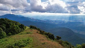 BIB: 
                            <button type="button" onclick="openModal(19367717)" class="btn btn-primary btn-sm float-right btn-popup" data-toggle="modal" data-target=".modal-high-quality">
                        <i class="fas fa-shopping-cart"></i> Add to Cart
                    </button>
                                            <button type="button" onclick="isThisMe(19367717, true)" class="btn btn-success btn-sm float-right btn-popup btn-isme hidden" data-toggle="tooltip" data-placement="bottom" title="นี่คือรูปของคุณใช่ไหม คลิกที่นี่เพื่อเอาเข้าอัลบั้ม">
                        <i class="fas fa-plus"></i> Add to album
                    </button>
                    <button type="button" onclick="isThisMe(19367717, false)" class="btn btn-warning btn-sm float-right btn-popup btn-isnotme hidden">
                        <i class="fas fa-ban"></i> Remove from album
                    </button>