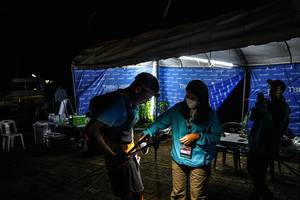 BIB: 
                            <button type="button" onclick="openModal(19368792)" class="btn btn-primary btn-sm float-right btn-popup" data-toggle="modal" data-target=".modal-high-quality">
                        <i class="fas fa-shopping-cart"></i> Add to Cart
                    </button>
                                            <button type="button" onclick="isThisMe(19368792, true)" class="btn btn-success btn-sm float-right btn-popup btn-isme hidden" data-toggle="tooltip" data-placement="bottom" title="นี่คือรูปของคุณใช่ไหม คลิกที่นี่เพื่อเอาเข้าอัลบั้ม">
                        <i class="fas fa-plus"></i> Add to album
                    </button>
                    <button type="button" onclick="isThisMe(19368792, false)" class="btn btn-warning btn-sm float-right btn-popup btn-isnotme hidden">
                        <i class="fas fa-ban"></i> Remove from album
                    </button>