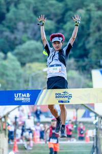 BIB: 204
                            <button type="button" onclick="openModal(19375401)" class="btn btn-primary btn-sm float-right btn-popup" data-toggle="modal" data-target=".modal-high-quality">
                        <i class="fas fa-shopping-cart"></i> Add to Cart
                    </button>
                                            <button type="button" onclick="isThisMe(19375401, true)" class="btn btn-success btn-sm float-right btn-popup btn-isme hidden" data-toggle="tooltip" data-placement="bottom" title="นี่คือรูปของคุณใช่ไหม คลิกที่นี่เพื่อเอาเข้าอัลบั้ม">
                        <i class="fas fa-plus"></i> Add to album
                    </button>
                    <button type="button" onclick="isThisMe(19375401, false)" class="btn btn-warning btn-sm float-right btn-popup btn-isnotme hidden">
                        <i class="fas fa-ban"></i> Remove from album
                    </button>