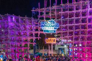 BIB: 055221
                            <button type="button" onclick="openModal(19374414)" class="btn btn-primary btn-sm float-right btn-popup" data-toggle="modal" data-target=".modal-high-quality">
                        <i class="fas fa-shopping-cart"></i> Add to Cart
                    </button>
                                            <button type="button" onclick="isThisMe(19374414, true)" class="btn btn-success btn-sm float-right btn-popup btn-isme hidden" data-toggle="tooltip" data-placement="bottom" title="นี่คือรูปของคุณใช่ไหม คลิกที่นี่เพื่อเอาเข้าอัลบั้ม">
                        <i class="fas fa-plus"></i> Add to album
                    </button>
                    <button type="button" onclick="isThisMe(19374414, false)" class="btn btn-warning btn-sm float-right btn-popup btn-isnotme hidden">
                        <i class="fas fa-ban"></i> Remove from album
                    </button>