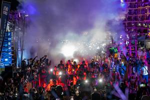 BIB: 220
                            <button type="button" onclick="openModal(19374450)" class="btn btn-primary btn-sm float-right btn-popup" data-toggle="modal" data-target=".modal-high-quality">
                        <i class="fas fa-shopping-cart"></i> Add to Cart
                    </button>
                                            <button type="button" onclick="isThisMe(19374450, true)" class="btn btn-success btn-sm float-right btn-popup btn-isme hidden" data-toggle="tooltip" data-placement="bottom" title="นี่คือรูปของคุณใช่ไหม คลิกที่นี่เพื่อเอาเข้าอัลบั้ม">
                        <i class="fas fa-plus"></i> Add to album
                    </button>
                    <button type="button" onclick="isThisMe(19374450, false)" class="btn btn-warning btn-sm float-right btn-popup btn-isnotme hidden">
                        <i class="fas fa-ban"></i> Remove from album
                    </button>