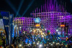 BIB: 2000, 200, 155
                            <button type="button" onclick="openModal(19374526)" class="btn btn-primary btn-sm float-right btn-popup" data-toggle="modal" data-target=".modal-high-quality">
                        <i class="fas fa-shopping-cart"></i> Add to Cart
                    </button>
                                            <button type="button" onclick="isThisMe(19374526, true)" class="btn btn-success btn-sm float-right btn-popup btn-isme hidden" data-toggle="tooltip" data-placement="bottom" title="นี่คือรูปของคุณใช่ไหม คลิกที่นี่เพื่อเอาเข้าอัลบั้ม">
                        <i class="fas fa-plus"></i> Add to album
                    </button>
                    <button type="button" onclick="isThisMe(19374526, false)" class="btn btn-warning btn-sm float-right btn-popup btn-isnotme hidden">
                        <i class="fas fa-ban"></i> Remove from album
                    </button>