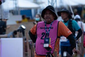 BIB: 201
                            <button type="button" onclick="openModal(19375512)" class="btn btn-primary btn-sm float-right btn-popup" data-toggle="modal" data-target=".modal-high-quality">
                        <i class="fas fa-shopping-cart"></i> Add to Cart
                    </button>
                                            <button type="button" onclick="isThisMe(19375512, true)" class="btn btn-success btn-sm float-right btn-popup btn-isme hidden" data-toggle="tooltip" data-placement="bottom" title="นี่คือรูปของคุณใช่ไหม คลิกที่นี่เพื่อเอาเข้าอัลบั้ม">
                        <i class="fas fa-plus"></i> Add to album
                    </button>
                    <button type="button" onclick="isThisMe(19375512, false)" class="btn btn-warning btn-sm float-right btn-popup btn-isnotme hidden">
                        <i class="fas fa-ban"></i> Remove from album
                    </button>