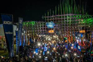 BIB: 000, 130, 200
                            <button type="button" onclick="openModal(19374490)" class="btn btn-primary btn-sm float-right btn-popup" data-toggle="modal" data-target=".modal-high-quality">
                        <i class="fas fa-shopping-cart"></i> Add to Cart
                    </button>
                                            <button type="button" onclick="isThisMe(19374490, true)" class="btn btn-success btn-sm float-right btn-popup btn-isme hidden" data-toggle="tooltip" data-placement="bottom" title="นี่คือรูปของคุณใช่ไหม คลิกที่นี่เพื่อเอาเข้าอัลบั้ม">
                        <i class="fas fa-plus"></i> Add to album
                    </button>
                    <button type="button" onclick="isThisMe(19374490, false)" class="btn btn-warning btn-sm float-right btn-popup btn-isnotme hidden">
                        <i class="fas fa-ban"></i> Remove from album
                    </button>