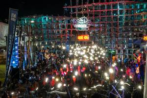 BIB: 1000, 200, 901, 000
                            <button type="button" onclick="openModal(19374479)" class="btn btn-primary btn-sm float-right btn-popup" data-toggle="modal" data-target=".modal-high-quality">
                        <i class="fas fa-shopping-cart"></i> Add to Cart
                    </button>
                                            <button type="button" onclick="isThisMe(19374479, true)" class="btn btn-success btn-sm float-right btn-popup btn-isme hidden" data-toggle="tooltip" data-placement="bottom" title="นี่คือรูปของคุณใช่ไหม คลิกที่นี่เพื่อเอาเข้าอัลบั้ม">
                        <i class="fas fa-plus"></i> Add to album
                    </button>
                    <button type="button" onclick="isThisMe(19374479, false)" class="btn btn-warning btn-sm float-right btn-popup btn-isnotme hidden">
                        <i class="fas fa-ban"></i> Remove from album
                    </button>