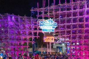 BIB: 055221
                            <button type="button" onclick="openModal(19374415)" class="btn btn-primary btn-sm float-right btn-popup" data-toggle="modal" data-target=".modal-high-quality">
                        <i class="fas fa-shopping-cart"></i> Add to Cart
                    </button>
                                            <button type="button" onclick="isThisMe(19374415, true)" class="btn btn-success btn-sm float-right btn-popup btn-isme hidden" data-toggle="tooltip" data-placement="bottom" title="นี่คือรูปของคุณใช่ไหม คลิกที่นี่เพื่อเอาเข้าอัลบั้ม">
                        <i class="fas fa-plus"></i> Add to album
                    </button>
                    <button type="button" onclick="isThisMe(19374415, false)" class="btn btn-warning btn-sm float-right btn-popup btn-isnotme hidden">
                        <i class="fas fa-ban"></i> Remove from album
                    </button>