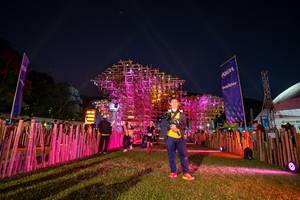 BIB: 1000
                            <button type="button" onclick="openModal(19375582)" class="btn btn-primary btn-sm float-right btn-popup" data-toggle="modal" data-target=".modal-high-quality">
                        <i class="fas fa-shopping-cart"></i> Add to Cart
                    </button>
                                            <button type="button" onclick="isThisMe(19375582, true)" class="btn btn-success btn-sm float-right btn-popup btn-isme hidden" data-toggle="tooltip" data-placement="bottom" title="นี่คือรูปของคุณใช่ไหม คลิกที่นี่เพื่อเอาเข้าอัลบั้ม">
                        <i class="fas fa-plus"></i> Add to album
                    </button>
                    <button type="button" onclick="isThisMe(19375582, false)" class="btn btn-warning btn-sm float-right btn-popup btn-isnotme hidden">
                        <i class="fas fa-ban"></i> Remove from album
                    </button>