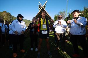 BIB: 
                            <button type="button" onclick="openModal(19370416)" class="btn btn-primary btn-sm float-right btn-popup" data-toggle="modal" data-target=".modal-high-quality">
                        <i class="fas fa-shopping-cart"></i> Add to Cart
                    </button>
                                            <button type="button" onclick="isThisMe(19370416, true)" class="btn btn-success btn-sm float-right btn-popup btn-isme hidden" data-toggle="tooltip" data-placement="bottom" title="นี่คือรูปของคุณใช่ไหม คลิกที่นี่เพื่อเอาเข้าอัลบั้ม">
                        <i class="fas fa-plus"></i> Add to album
                    </button>
                    <button type="button" onclick="isThisMe(19370416, false)" class="btn btn-warning btn-sm float-right btn-popup btn-isnotme hidden">
                        <i class="fas fa-ban"></i> Remove from album
                    </button>