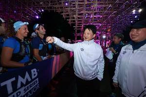 BIB: 
                            <button type="button" onclick="openModal(19370232)" class="btn btn-primary btn-sm float-right btn-popup" data-toggle="modal" data-target=".modal-high-quality">
                        <i class="fas fa-shopping-cart"></i> Add to Cart
                    </button>
                                            <button type="button" onclick="isThisMe(19370232, true)" class="btn btn-success btn-sm float-right btn-popup btn-isme hidden" data-toggle="tooltip" data-placement="bottom" title="นี่คือรูปของคุณใช่ไหม คลิกที่นี่เพื่อเอาเข้าอัลบั้ม">
                        <i class="fas fa-plus"></i> Add to album
                    </button>
                    <button type="button" onclick="isThisMe(19370232, false)" class="btn btn-warning btn-sm float-right btn-popup btn-isnotme hidden">
                        <i class="fas fa-ban"></i> Remove from album
                    </button>