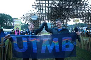 BIB: 522620, 01323, 100, 013225
                            <button type="button" onclick="openModal(19370320)" class="btn btn-primary btn-sm float-right btn-popup" data-toggle="modal" data-target=".modal-high-quality">
                        <i class="fas fa-shopping-cart"></i> Add to Cart
                    </button>
                                            <button type="button" onclick="isThisMe(19370320, true)" class="btn btn-success btn-sm float-right btn-popup btn-isme hidden" data-toggle="tooltip" data-placement="bottom" title="นี่คือรูปของคุณใช่ไหม คลิกที่นี่เพื่อเอาเข้าอัลบั้ม">
                        <i class="fas fa-plus"></i> Add to album
                    </button>
                    <button type="button" onclick="isThisMe(19370320, false)" class="btn btn-warning btn-sm float-right btn-popup btn-isnotme hidden">
                        <i class="fas fa-ban"></i> Remove from album
                    </button>