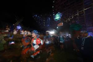 BIB: 250000
                            <button type="button" onclick="openModal(19370139)" class="btn btn-primary btn-sm float-right btn-popup" data-toggle="modal" data-target=".modal-high-quality">
                        <i class="fas fa-shopping-cart"></i> Add to Cart
                    </button>
                                            <button type="button" onclick="isThisMe(19370139, true)" class="btn btn-success btn-sm float-right btn-popup btn-isme hidden" data-toggle="tooltip" data-placement="bottom" title="นี่คือรูปของคุณใช่ไหม คลิกที่นี่เพื่อเอาเข้าอัลบั้ม">
                        <i class="fas fa-plus"></i> Add to album
                    </button>
                    <button type="button" onclick="isThisMe(19370139, false)" class="btn btn-warning btn-sm float-right btn-popup btn-isnotme hidden">
                        <i class="fas fa-ban"></i> Remove from album
                    </button>