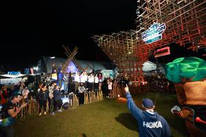 BIB: 
                            <button type="button" onclick="openModal(19370270)" class="btn btn-primary btn-sm float-right btn-popup" data-toggle="modal" data-target=".modal-high-quality">
                        <i class="fas fa-shopping-cart"></i> Add to Cart
                    </button>
                                            <button type="button" onclick="isThisMe(19370270, true)" class="btn btn-success btn-sm float-right btn-popup btn-isme hidden" data-toggle="tooltip" data-placement="bottom" title="นี่คือรูปของคุณใช่ไหม คลิกที่นี่เพื่อเอาเข้าอัลบั้ม">
                        <i class="fas fa-plus"></i> Add to album
                    </button>
                    <button type="button" onclick="isThisMe(19370270, false)" class="btn btn-warning btn-sm float-right btn-popup btn-isnotme hidden">
                        <i class="fas fa-ban"></i> Remove from album
                    </button>