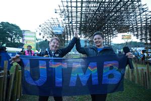 BIB: 13813, 033228, 013234, 0010, 033220
                            <button type="button" onclick="openModal(19370322)" class="btn btn-primary btn-sm float-right btn-popup" data-toggle="modal" data-target=".modal-high-quality">
                        <i class="fas fa-shopping-cart"></i> Add to Cart
                    </button>
                                            <button type="button" onclick="isThisMe(19370322, true)" class="btn btn-success btn-sm float-right btn-popup btn-isme hidden" data-toggle="tooltip" data-placement="bottom" title="นี่คือรูปของคุณใช่ไหม คลิกที่นี่เพื่อเอาเข้าอัลบั้ม">
                        <i class="fas fa-plus"></i> Add to album
                    </button>
                    <button type="button" onclick="isThisMe(19370322, false)" class="btn btn-warning btn-sm float-right btn-popup btn-isnotme hidden">
                        <i class="fas fa-ban"></i> Remove from album
                    </button>