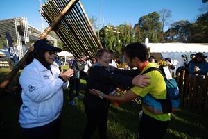 BIB: 100000, 200000
                            <button type="button" onclick="openModal(19370365)" class="btn btn-primary btn-sm float-right btn-popup" data-toggle="modal" data-target=".modal-high-quality">
                        <i class="fas fa-shopping-cart"></i> Add to Cart
                    </button>
                                            <button type="button" onclick="isThisMe(19370365, true)" class="btn btn-success btn-sm float-right btn-popup btn-isme hidden" data-toggle="tooltip" data-placement="bottom" title="นี่คือรูปของคุณใช่ไหม คลิกที่นี่เพื่อเอาเข้าอัลบั้ม">
                        <i class="fas fa-plus"></i> Add to album
                    </button>
                    <button type="button" onclick="isThisMe(19370365, false)" class="btn btn-warning btn-sm float-right btn-popup btn-isnotme hidden">
                        <i class="fas fa-ban"></i> Remove from album
                    </button>