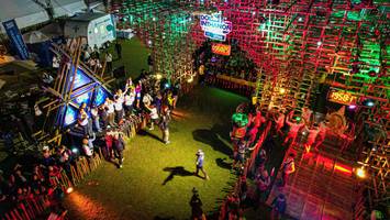 BIB: 055825
                            <button type="button" onclick="openModal(19369754)" class="btn btn-primary btn-sm float-right btn-popup" data-toggle="modal" data-target=".modal-high-quality">
                        <i class="fas fa-shopping-cart"></i> Add to Cart
                    </button>
                                            <button type="button" onclick="isThisMe(19369754, true)" class="btn btn-success btn-sm float-right btn-popup btn-isme hidden" data-toggle="tooltip" data-placement="bottom" title="นี่คือรูปของคุณใช่ไหม คลิกที่นี่เพื่อเอาเข้าอัลบั้ม">
                        <i class="fas fa-plus"></i> Add to album
                    </button>
                    <button type="button" onclick="isThisMe(19369754, false)" class="btn btn-warning btn-sm float-right btn-popup btn-isnotme hidden">
                        <i class="fas fa-ban"></i> Remove from album
                    </button>