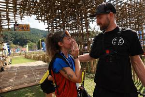 BIB: 272203
                            <button type="button" onclick="openModal(19370766)" class="btn btn-primary btn-sm float-right btn-popup" data-toggle="modal" data-target=".modal-high-quality">
                        <i class="fas fa-shopping-cart"></i> Add to Cart
                    </button>
                                            <button type="button" onclick="isThisMe(19370766, true)" class="btn btn-success btn-sm float-right btn-popup btn-isme hidden" data-toggle="tooltip" data-placement="bottom" title="นี่คือรูปของคุณใช่ไหม คลิกที่นี่เพื่อเอาเข้าอัลบั้ม">
                        <i class="fas fa-plus"></i> Add to album
                    </button>
                    <button type="button" onclick="isThisMe(19370766, false)" class="btn btn-warning btn-sm float-right btn-popup btn-isnotme hidden">
                        <i class="fas fa-ban"></i> Remove from album
                    </button>