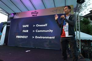 BIB: 
                            <button type="button" onclick="openModal(19370885)" class="btn btn-primary btn-sm float-right btn-popup" data-toggle="modal" data-target=".modal-high-quality">
                        <i class="fas fa-shopping-cart"></i> Add to Cart
                    </button>
                                            <button type="button" onclick="isThisMe(19370885, true)" class="btn btn-success btn-sm float-right btn-popup btn-isme hidden" data-toggle="tooltip" data-placement="bottom" title="นี่คือรูปของคุณใช่ไหม คลิกที่นี่เพื่อเอาเข้าอัลบั้ม">
                        <i class="fas fa-plus"></i> Add to album
                    </button>
                    <button type="button" onclick="isThisMe(19370885, false)" class="btn btn-warning btn-sm float-right btn-popup btn-isnotme hidden">
                        <i class="fas fa-ban"></i> Remove from album
                    </button>