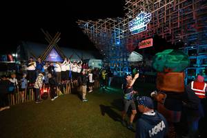 BIB: 055820
                            <button type="button" onclick="openModal(19370257)" class="btn btn-primary btn-sm float-right btn-popup" data-toggle="modal" data-target=".modal-high-quality">
                        <i class="fas fa-shopping-cart"></i> Add to Cart
                    </button>
                                            <button type="button" onclick="isThisMe(19370257, true)" class="btn btn-success btn-sm float-right btn-popup btn-isme hidden" data-toggle="tooltip" data-placement="bottom" title="นี่คือรูปของคุณใช่ไหม คลิกที่นี่เพื่อเอาเข้าอัลบั้ม">
                        <i class="fas fa-plus"></i> Add to album
                    </button>
                    <button type="button" onclick="isThisMe(19370257, false)" class="btn btn-warning btn-sm float-right btn-popup btn-isnotme hidden">
                        <i class="fas fa-ban"></i> Remove from album
                    </button>