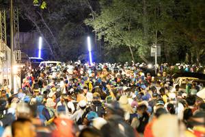 BIB: 
                            <button type="button" onclick="openModal(19376092)" class="btn btn-primary btn-sm float-right btn-popup" data-toggle="modal" data-target=".modal-high-quality">
                        <i class="fas fa-shopping-cart"></i> Add to Cart
                    </button>
                                            <button type="button" onclick="isThisMe(19376092, true)" class="btn btn-success btn-sm float-right btn-popup btn-isme hidden" data-toggle="tooltip" data-placement="bottom" title="นี่คือรูปของคุณใช่ไหม คลิกที่นี่เพื่อเอาเข้าอัลบั้ม">
                        <i class="fas fa-plus"></i> Add to album
                    </button>
                    <button type="button" onclick="isThisMe(19376092, false)" class="btn btn-warning btn-sm float-right btn-popup btn-isnotme hidden">
                        <i class="fas fa-ban"></i> Remove from album
                    </button>