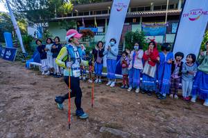 BIB: 929
                            <button type="button" onclick="openModal(19376981)" class="btn btn-primary btn-sm float-right btn-popup" data-toggle="modal" data-target=".modal-high-quality">
                        <i class="fas fa-shopping-cart"></i> Add to Cart
                    </button>
                                            <button type="button" onclick="isThisMe(19376981, true)" class="btn btn-success btn-sm float-right btn-popup btn-isme hidden" data-toggle="tooltip" data-placement="bottom" title="นี่คือรูปของคุณใช่ไหม คลิกที่นี่เพื่อเอาเข้าอัลบั้ม">
                        <i class="fas fa-plus"></i> Add to album
                    </button>
                    <button type="button" onclick="isThisMe(19376981, false)" class="btn btn-warning btn-sm float-right btn-popup btn-isnotme hidden">
                        <i class="fas fa-ban"></i> Remove from album
                    </button>