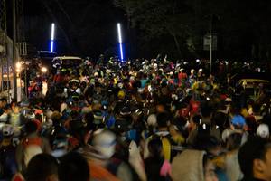 BIB: 
                            <button type="button" onclick="openModal(19376090)" class="btn btn-primary btn-sm float-right btn-popup" data-toggle="modal" data-target=".modal-high-quality">
                        <i class="fas fa-shopping-cart"></i> Add to Cart
                    </button>
                                            <button type="button" onclick="isThisMe(19376090, true)" class="btn btn-success btn-sm float-right btn-popup btn-isme hidden" data-toggle="tooltip" data-placement="bottom" title="นี่คือรูปของคุณใช่ไหม คลิกที่นี่เพื่อเอาเข้าอัลบั้ม">
                        <i class="fas fa-plus"></i> Add to album
                    </button>
                    <button type="button" onclick="isThisMe(19376090, false)" class="btn btn-warning btn-sm float-right btn-popup btn-isnotme hidden">
                        <i class="fas fa-ban"></i> Remove from album
                    </button>