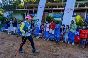 BIB: 929
                            <button type="button" onclick="openModal(19376983)" class="btn btn-primary btn-sm float-right btn-popup" data-toggle="modal" data-target=".modal-high-quality">
                        <i class="fas fa-shopping-cart"></i> Add to Cart
                    </button>
                                            <button type="button" onclick="isThisMe(19376983, true)" class="btn btn-success btn-sm float-right btn-popup btn-isme hidden" data-toggle="tooltip" data-placement="bottom" title="นี่คือรูปของคุณใช่ไหม คลิกที่นี่เพื่อเอาเข้าอัลบั้ม">
                        <i class="fas fa-plus"></i> Add to album
                    </button>
                    <button type="button" onclick="isThisMe(19376983, false)" class="btn btn-warning btn-sm float-right btn-popup btn-isnotme hidden">
                        <i class="fas fa-ban"></i> Remove from album
                    </button>