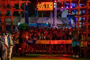 BIB: 055, 116, 2022
                            <button type="button" onclick="openModal(19376041)" class="btn btn-primary btn-sm float-right btn-popup" data-toggle="modal" data-target=".modal-high-quality">
                        <i class="fas fa-shopping-cart"></i> Add to Cart
                    </button>
                                            <button type="button" onclick="isThisMe(19376041, true)" class="btn btn-success btn-sm float-right btn-popup btn-isme hidden" data-toggle="tooltip" data-placement="bottom" title="นี่คือรูปของคุณใช่ไหม คลิกที่นี่เพื่อเอาเข้าอัลบั้ม">
                        <i class="fas fa-plus"></i> Add to album
                    </button>
                    <button type="button" onclick="isThisMe(19376041, false)" class="btn btn-warning btn-sm float-right btn-popup btn-isnotme hidden">
                        <i class="fas fa-ban"></i> Remove from album
                    </button>