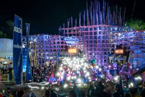 BIB: 4752, 301012
                            <button type="button" onclick="openModal(19376069)" class="btn btn-primary btn-sm float-right btn-popup" data-toggle="modal" data-target=".modal-high-quality">
                        <i class="fas fa-shopping-cart"></i> Add to Cart
                    </button>
                                            <button type="button" onclick="isThisMe(19376069, true)" class="btn btn-success btn-sm float-right btn-popup btn-isme hidden" data-toggle="tooltip" data-placement="bottom" title="นี่คือรูปของคุณใช่ไหม คลิกที่นี่เพื่อเอาเข้าอัลบั้ม">
                        <i class="fas fa-plus"></i> Add to album
                    </button>
                    <button type="button" onclick="isThisMe(19376069, false)" class="btn btn-warning btn-sm float-right btn-popup btn-isnotme hidden">
                        <i class="fas fa-ban"></i> Remove from album
                    </button>