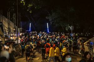 BIB: 
                            <button type="button" onclick="openModal(19371937)" class="btn btn-primary btn-sm float-right btn-popup" data-toggle="modal" data-target=".modal-high-quality">
                        <i class="fas fa-shopping-cart"></i> Add to Cart
                    </button>
                                            <button type="button" onclick="isThisMe(19371937, true)" class="btn btn-success btn-sm float-right btn-popup btn-isme hidden" data-toggle="tooltip" data-placement="bottom" title="นี่คือรูปของคุณใช่ไหม คลิกที่นี่เพื่อเอาเข้าอัลบั้ม">
                        <i class="fas fa-plus"></i> Add to album
                    </button>
                    <button type="button" onclick="isThisMe(19371937, false)" class="btn btn-warning btn-sm float-right btn-popup btn-isnotme hidden">
                        <i class="fas fa-ban"></i> Remove from album
                    </button>