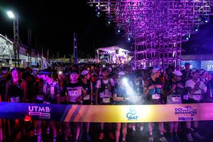 BIB: 600, 3001
                            <button type="button" onclick="openModal(19372586)" class="btn btn-primary btn-sm float-right btn-popup" data-toggle="modal" data-target=".modal-high-quality">
                        <i class="fas fa-shopping-cart"></i> Add to Cart
                    </button>
                                            <button type="button" onclick="isThisMe(19372586, true)" class="btn btn-success btn-sm float-right btn-popup btn-isme hidden" data-toggle="tooltip" data-placement="bottom" title="นี่คือรูปของคุณใช่ไหม คลิกที่นี่เพื่อเอาเข้าอัลบั้ม">
                        <i class="fas fa-plus"></i> Add to album
                    </button>
                    <button type="button" onclick="isThisMe(19372586, false)" class="btn btn-warning btn-sm float-right btn-popup btn-isnotme hidden">
                        <i class="fas fa-ban"></i> Remove from album
                    </button>