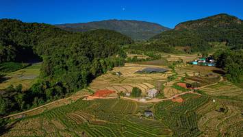 BIB: 
                            <button type="button" onclick="openModal(19372074)" class="btn btn-primary btn-sm float-right btn-popup" data-toggle="modal" data-target=".modal-high-quality">
                        <i class="fas fa-shopping-cart"></i> Add to Cart
                    </button>
                                            <button type="button" onclick="isThisMe(19372074, true)" class="btn btn-success btn-sm float-right btn-popup btn-isme hidden" data-toggle="tooltip" data-placement="bottom" title="นี่คือรูปของคุณใช่ไหม คลิกที่นี่เพื่อเอาเข้าอัลบั้ม">
                        <i class="fas fa-plus"></i> Add to album
                    </button>
                    <button type="button" onclick="isThisMe(19372074, false)" class="btn btn-warning btn-sm float-right btn-popup btn-isnotme hidden">
                        <i class="fas fa-ban"></i> Remove from album
                    </button>