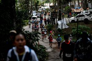 BIB: 
                            <button type="button" onclick="openModal(19372395)" class="btn btn-primary btn-sm float-right btn-popup" data-toggle="modal" data-target=".modal-high-quality">
                        <i class="fas fa-shopping-cart"></i> Add to Cart
                    </button>
                                            <button type="button" onclick="isThisMe(19372395, true)" class="btn btn-success btn-sm float-right btn-popup btn-isme hidden" data-toggle="tooltip" data-placement="bottom" title="นี่คือรูปของคุณใช่ไหม คลิกที่นี่เพื่อเอาเข้าอัลบั้ม">
                        <i class="fas fa-plus"></i> Add to album
                    </button>
                    <button type="button" onclick="isThisMe(19372395, false)" class="btn btn-warning btn-sm float-right btn-popup btn-isnotme hidden">
                        <i class="fas fa-ban"></i> Remove from album
                    </button>