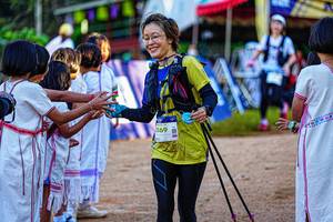 BIB: 691
                            <button type="button" onclick="openModal(19372330)" class="btn btn-primary btn-sm float-right btn-popup" data-toggle="modal" data-target=".modal-high-quality">
                        <i class="fas fa-shopping-cart"></i> Add to Cart
                    </button>
                                            <button type="button" onclick="isThisMe(19372330, true)" class="btn btn-success btn-sm float-right btn-popup btn-isme hidden" data-toggle="tooltip" data-placement="bottom" title="นี่คือรูปของคุณใช่ไหม คลิกที่นี่เพื่อเอาเข้าอัลบั้ม">
                        <i class="fas fa-plus"></i> Add to album
                    </button>
                    <button type="button" onclick="isThisMe(19372330, false)" class="btn btn-warning btn-sm float-right btn-popup btn-isnotme hidden">
                        <i class="fas fa-ban"></i> Remove from album
                    </button>