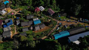 BIB: 
                            <button type="button" onclick="openModal(19372122)" class="btn btn-primary btn-sm float-right btn-popup" data-toggle="modal" data-target=".modal-high-quality">
                        <i class="fas fa-shopping-cart"></i> Add to Cart
                    </button>
                                            <button type="button" onclick="isThisMe(19372122, true)" class="btn btn-success btn-sm float-right btn-popup btn-isme hidden" data-toggle="tooltip" data-placement="bottom" title="นี่คือรูปของคุณใช่ไหม คลิกที่นี่เพื่อเอาเข้าอัลบั้ม">
                        <i class="fas fa-plus"></i> Add to album
                    </button>
                    <button type="button" onclick="isThisMe(19372122, false)" class="btn btn-warning btn-sm float-right btn-popup btn-isnotme hidden">
                        <i class="fas fa-ban"></i> Remove from album
                    </button>