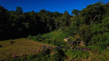 BIB: 
                            <button type="button" onclick="openModal(19372092)" class="btn btn-primary btn-sm float-right btn-popup" data-toggle="modal" data-target=".modal-high-quality">
                        <i class="fas fa-shopping-cart"></i> Add to Cart
                    </button>
                                            <button type="button" onclick="isThisMe(19372092, true)" class="btn btn-success btn-sm float-right btn-popup btn-isme hidden" data-toggle="tooltip" data-placement="bottom" title="นี่คือรูปของคุณใช่ไหม คลิกที่นี่เพื่อเอาเข้าอัลบั้ม">
                        <i class="fas fa-plus"></i> Add to album
                    </button>
                    <button type="button" onclick="isThisMe(19372092, false)" class="btn btn-warning btn-sm float-right btn-popup btn-isnotme hidden">
                        <i class="fas fa-ban"></i> Remove from album
                    </button>