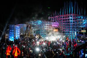 BIB: 060031
                            <button type="button" onclick="openModal(19372621)" class="btn btn-primary btn-sm float-right btn-popup" data-toggle="modal" data-target=".modal-high-quality">
                        <i class="fas fa-shopping-cart"></i> Add to Cart
                    </button>
                                            <button type="button" onclick="isThisMe(19372621, true)" class="btn btn-success btn-sm float-right btn-popup btn-isme hidden" data-toggle="tooltip" data-placement="bottom" title="นี่คือรูปของคุณใช่ไหม คลิกที่นี่เพื่อเอาเข้าอัลบั้ม">
                        <i class="fas fa-plus"></i> Add to album
                    </button>
                    <button type="button" onclick="isThisMe(19372621, false)" class="btn btn-warning btn-sm float-right btn-popup btn-isnotme hidden">
                        <i class="fas fa-ban"></i> Remove from album
                    </button>