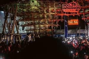 BIB: 1060, 156
                            <button type="button" onclick="openModal(19371934)" class="btn btn-primary btn-sm float-right btn-popup" data-toggle="modal" data-target=".modal-high-quality">
                        <i class="fas fa-shopping-cart"></i> Add to Cart
                    </button>
                                            <button type="button" onclick="isThisMe(19371934, true)" class="btn btn-success btn-sm float-right btn-popup btn-isme hidden" data-toggle="tooltip" data-placement="bottom" title="นี่คือรูปของคุณใช่ไหม คลิกที่นี่เพื่อเอาเข้าอัลบั้ม">
                        <i class="fas fa-plus"></i> Add to album
                    </button>
                    <button type="button" onclick="isThisMe(19371934, false)" class="btn btn-warning btn-sm float-right btn-popup btn-isnotme hidden">
                        <i class="fas fa-ban"></i> Remove from album
                    </button>