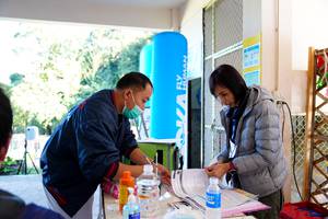 BIB: 
                            <button type="button" onclick="openModal(19372724)" class="btn btn-primary btn-sm float-right btn-popup" data-toggle="modal" data-target=".modal-high-quality">
                        <i class="fas fa-shopping-cart"></i> Add to Cart
                    </button>
                                            <button type="button" onclick="isThisMe(19372724, true)" class="btn btn-success btn-sm float-right btn-popup btn-isme hidden" data-toggle="tooltip" data-placement="bottom" title="นี่คือรูปของคุณใช่ไหม คลิกที่นี่เพื่อเอาเข้าอัลบั้ม">
                        <i class="fas fa-plus"></i> Add to album
                    </button>
                    <button type="button" onclick="isThisMe(19372724, false)" class="btn btn-warning btn-sm float-right btn-popup btn-isnotme hidden">
                        <i class="fas fa-ban"></i> Remove from album
                    </button>