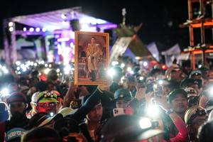 BIB: 
                            <button type="button" onclick="openModal(19372592)" class="btn btn-primary btn-sm float-right btn-popup" data-toggle="modal" data-target=".modal-high-quality">
                        <i class="fas fa-shopping-cart"></i> Add to Cart
                    </button>
                                            <button type="button" onclick="isThisMe(19372592, true)" class="btn btn-success btn-sm float-right btn-popup btn-isme hidden" data-toggle="tooltip" data-placement="bottom" title="นี่คือรูปของคุณใช่ไหม คลิกที่นี่เพื่อเอาเข้าอัลบั้ม">
                        <i class="fas fa-plus"></i> Add to album
                    </button>
                    <button type="button" onclick="isThisMe(19372592, false)" class="btn btn-warning btn-sm float-right btn-popup btn-isnotme hidden">
                        <i class="fas fa-ban"></i> Remove from album
                    </button>