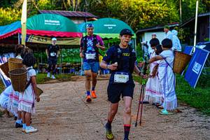 BIB: 3428, 732
                            <button type="button" onclick="openModal(19372295)" class="btn btn-primary btn-sm float-right btn-popup" data-toggle="modal" data-target=".modal-high-quality">
                        <i class="fas fa-shopping-cart"></i> Add to Cart
                    </button>
                                            <button type="button" onclick="isThisMe(19372295, true)" class="btn btn-success btn-sm float-right btn-popup btn-isme hidden" data-toggle="tooltip" data-placement="bottom" title="นี่คือรูปของคุณใช่ไหม คลิกที่นี่เพื่อเอาเข้าอัลบั้ม">
                        <i class="fas fa-plus"></i> Add to album
                    </button>
                    <button type="button" onclick="isThisMe(19372295, false)" class="btn btn-warning btn-sm float-right btn-popup btn-isnotme hidden">
                        <i class="fas fa-ban"></i> Remove from album
                    </button>