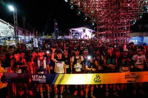 BIB: 400, 1250
                            <button type="button" onclick="openModal(19372588)" class="btn btn-primary btn-sm float-right btn-popup" data-toggle="modal" data-target=".modal-high-quality">
                        <i class="fas fa-shopping-cart"></i> Add to Cart
                    </button>
                                            <button type="button" onclick="isThisMe(19372588, true)" class="btn btn-success btn-sm float-right btn-popup btn-isme hidden" data-toggle="tooltip" data-placement="bottom" title="นี่คือรูปของคุณใช่ไหม คลิกที่นี่เพื่อเอาเข้าอัลบั้ม">
                        <i class="fas fa-plus"></i> Add to album
                    </button>
                    <button type="button" onclick="isThisMe(19372588, false)" class="btn btn-warning btn-sm float-right btn-popup btn-isnotme hidden">
                        <i class="fas fa-ban"></i> Remove from album
                    </button>