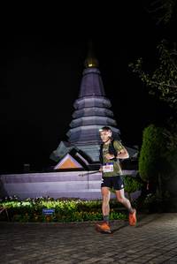 BIB: 3056
                            <button type="button" onclick="openModal(18934989)" class="btn btn-primary btn-sm float-right btn-popup" data-toggle="modal" data-target=".modal-high-quality">
                        <i class="fas fa-shopping-cart"></i> Add to Cart
                    </button>
                                            <button type="button" onclick="isThisMe(18934989, true)" class="btn btn-success btn-sm float-right btn-popup btn-isme hidden" data-toggle="tooltip" data-placement="bottom" title="นี่คือรูปของคุณใช่ไหม คลิกที่นี่เพื่อเอาเข้าอัลบั้ม">
                        <i class="fas fa-plus"></i> Add to album
                    </button>
                    <button type="button" onclick="isThisMe(18934989, false)" class="btn btn-warning btn-sm float-right btn-popup btn-isnotme hidden">
                        <i class="fas fa-ban"></i> Remove from album
                    </button>