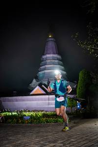 BIB: 724
                            <button type="button" onclick="openModal(18935577)" class="btn btn-primary btn-sm float-right btn-popup" data-toggle="modal" data-target=".modal-high-quality">
                        <i class="fas fa-shopping-cart"></i> Add to Cart
                    </button>
                                            <button type="button" onclick="isThisMe(18935577, true)" class="btn btn-success btn-sm float-right btn-popup btn-isme hidden" data-toggle="tooltip" data-placement="bottom" title="นี่คือรูปของคุณใช่ไหม คลิกที่นี่เพื่อเอาเข้าอัลบั้ม">
                        <i class="fas fa-plus"></i> Add to album
                    </button>
                    <button type="button" onclick="isThisMe(18935577, false)" class="btn btn-warning btn-sm float-right btn-popup btn-isnotme hidden">
                        <i class="fas fa-ban"></i> Remove from album
                    </button>