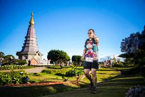 BIB: 595
                            <button type="button" onclick="openModal(18942712)" class="btn btn-primary btn-sm float-right btn-popup" data-toggle="modal" data-target=".modal-high-quality">
                        <i class="fas fa-shopping-cart"></i> Add to Cart
                    </button>
                                            <button type="button" onclick="isThisMe(18942712, true)" class="btn btn-success btn-sm float-right btn-popup btn-isme hidden" data-toggle="tooltip" data-placement="bottom" title="นี่คือรูปของคุณใช่ไหม คลิกที่นี่เพื่อเอาเข้าอัลบั้ม">
                        <i class="fas fa-plus"></i> Add to album
                    </button>
                    <button type="button" onclick="isThisMe(18942712, false)" class="btn btn-warning btn-sm float-right btn-popup btn-isnotme hidden">
                        <i class="fas fa-ban"></i> Remove from album
                    </button>