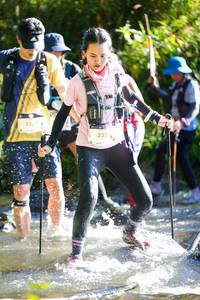 BIB: 2267, 337
                            <button type="button" onclick="openModal(19261960)" class="btn btn-primary btn-sm float-right btn-popup" data-toggle="modal" data-target=".modal-high-quality">
                        <i class="fas fa-shopping-cart"></i> Add to Cart
                    </button>
                                            <button type="button" onclick="isThisMe(19261960, true)" class="btn btn-success btn-sm float-right btn-popup btn-isme hidden" data-toggle="tooltip" data-placement="bottom" title="นี่คือรูปของคุณใช่ไหม คลิกที่นี่เพื่อเอาเข้าอัลบั้ม">
                        <i class="fas fa-plus"></i> Add to album
                    </button>
                    <button type="button" onclick="isThisMe(19261960, false)" class="btn btn-warning btn-sm float-right btn-popup btn-isnotme hidden">
                        <i class="fas fa-ban"></i> Remove from album
                    </button>