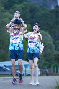 BIB: 3037, 8026
                            <button type="button" onclick="openModal(18926098)" class="btn btn-primary btn-sm float-right btn-popup" data-toggle="modal" data-target=".modal-high-quality">
                        <i class="fas fa-shopping-cart"></i> Add to Cart
                    </button>
                                            <button type="button" onclick="isThisMe(18926098, true)" class="btn btn-success btn-sm float-right btn-popup btn-isme hidden" data-toggle="tooltip" data-placement="bottom" title="นี่คือรูปของคุณใช่ไหม คลิกที่นี่เพื่อเอาเข้าอัลบั้ม">
                        <i class="fas fa-plus"></i> Add to album
                    </button>
                    <button type="button" onclick="isThisMe(18926098, false)" class="btn btn-warning btn-sm float-right btn-popup btn-isnotme hidden">
                        <i class="fas fa-ban"></i> Remove from album
                    </button>